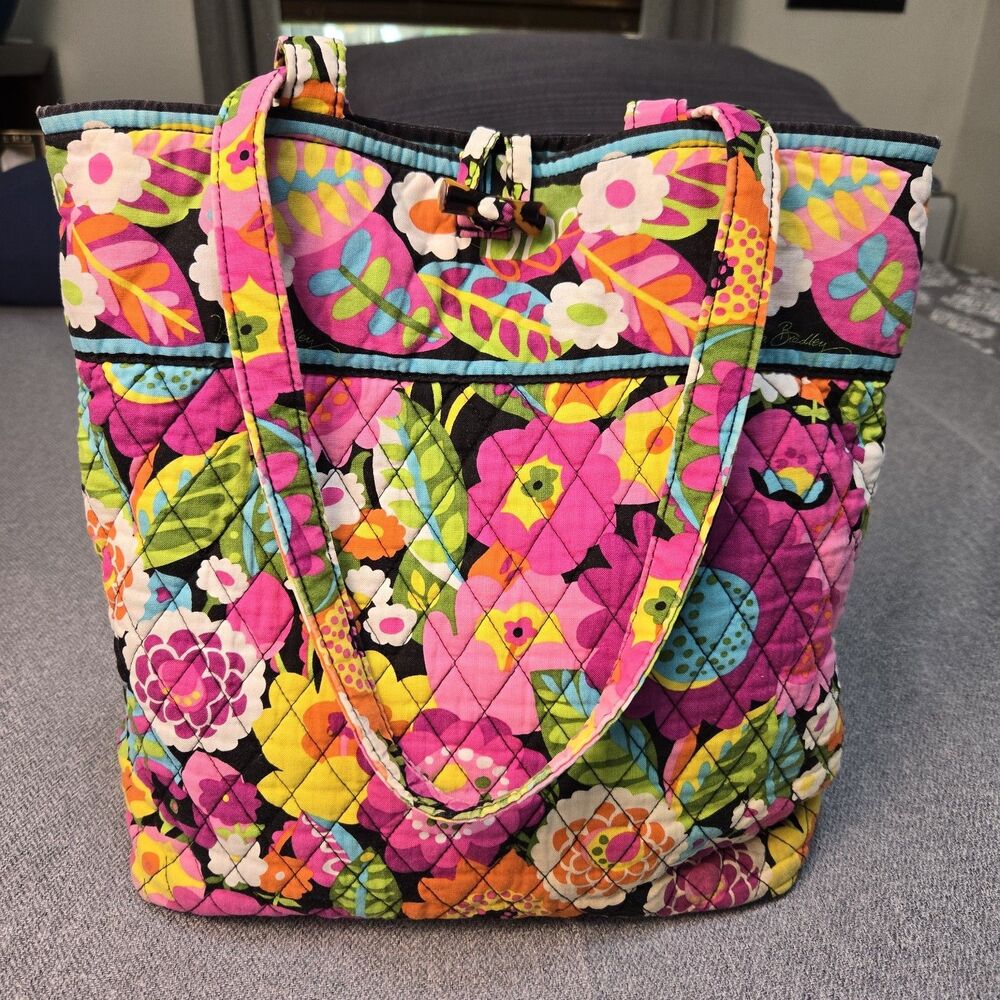 Vera Bradley Va Va Bloom Toggle Tote Bag Retired Floral Quilted EUC w/ Insert